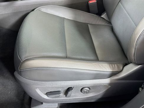 Used 2025 INFINITI QX50 Luxe image 22