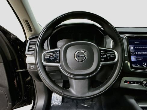 Used 2018 Volvo XC90 T5 Momentum w/ Convenience Package AWD/4WD image 13