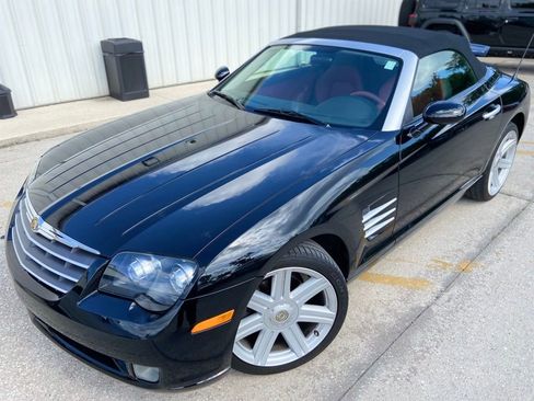 Used 2008 Chrysler Crossfire Limited RWD image 1