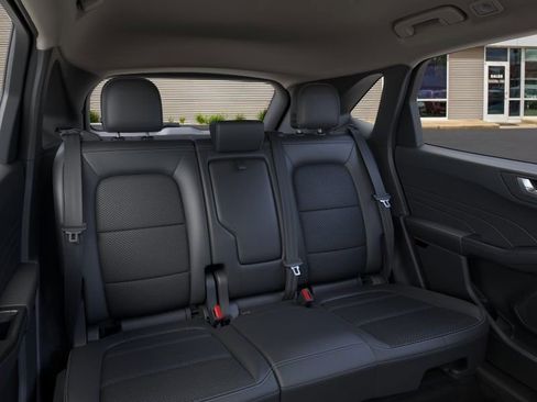 New 2025 Ford Escape SE w/ Class II Trailer Tow Package image 12