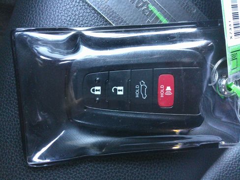 Used 2023 Toyota Highlander XLE image 74