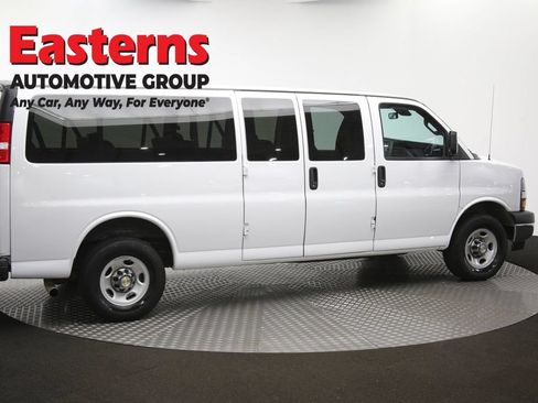 Used 2024 Chevrolet Express 3500 LT w/ LT Preferred Equipment Group RWD image 41