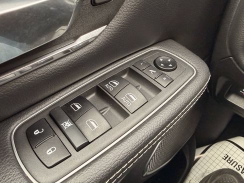 Used 2021 RAM 1500 Laramie w/ Sport Appearance Package image 22