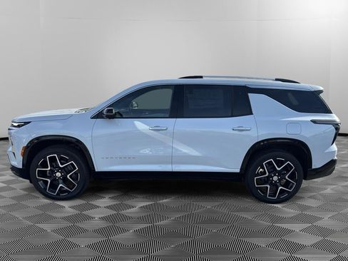 New 2026 Chevrolet Traverse High Country w/ LPO, Floor Liner Package image 4