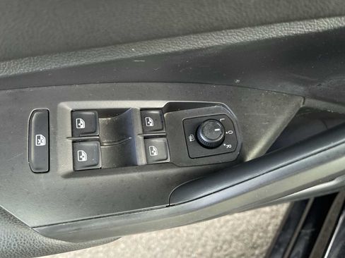 Used 2020 Volkswagen Jetta R-Line w/ R-Line Cold Weather Package FWD image 14