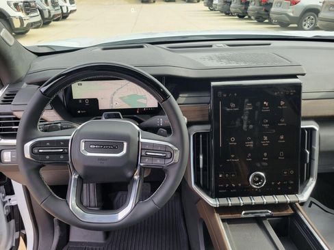 New 2026 GMC Acadia Denali Ultimate w/ LPO, Floor Liner Package image 11