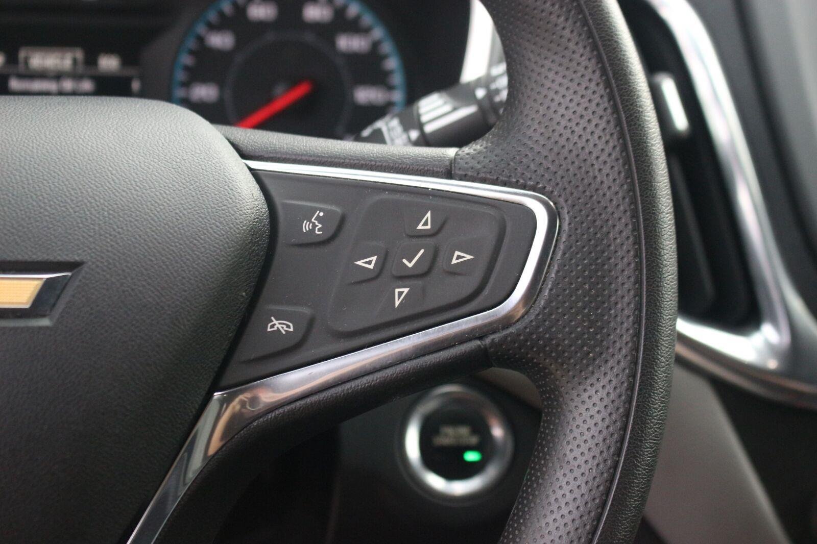 Used 2021 Chevrolet Equinox LS w/ LS Convenience Package FWD image 18
