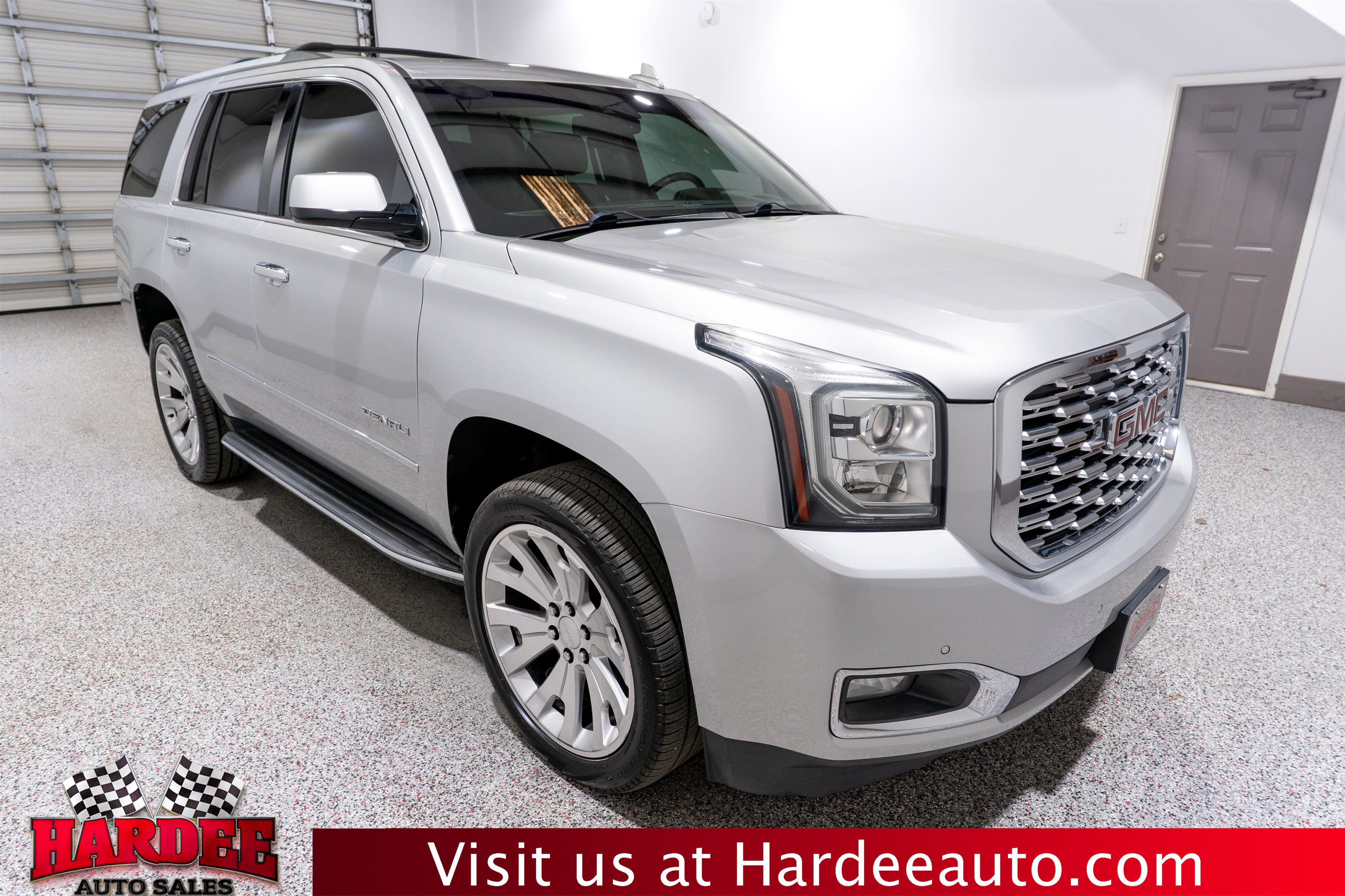 Used 2018 GMC Yukon Denali AWD/4WD image 6