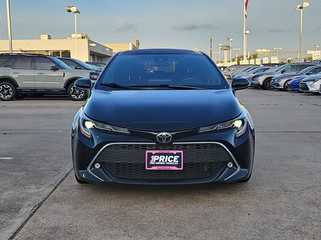 Used 2019 Toyota Corolla XSE FWD image 2