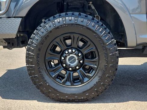 Used 2022 Ford F250 4x4 Crew Cab Super Duty image 21