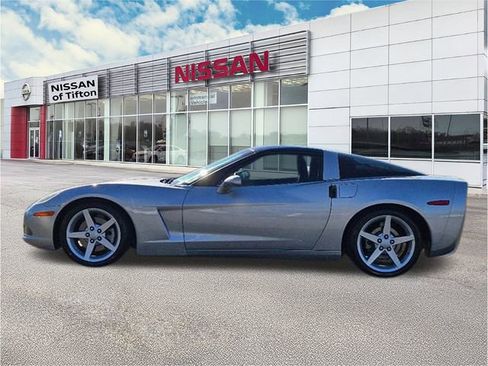 Used 2005 Chevrolet Corvette Coupe w/ Preferred Equipment Group image 4