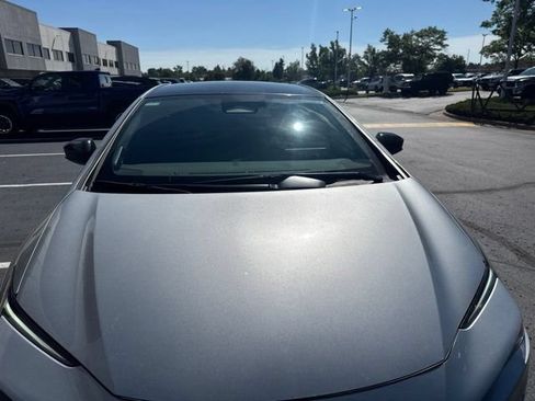 Used 2023 Toyota Prius Prime Premium FWD image 6