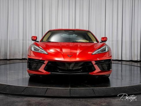 Used 2025 Chevrolet Corvette Stingray Premium Cpe w/ 3LT RWD image 2