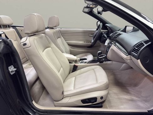 Used 2013 BMW 128i Convertible image 17