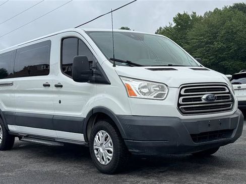Used 2016 Ford Transit 350 XLT RWD image 6