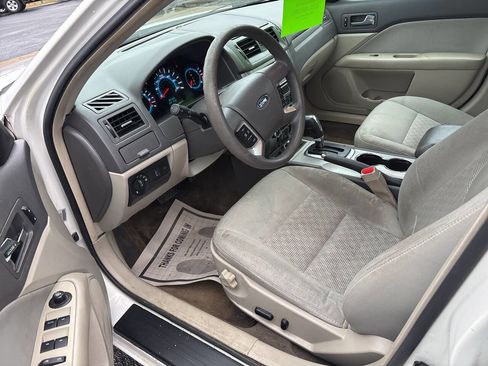 Used 2012 Ford Fusion SE image 6