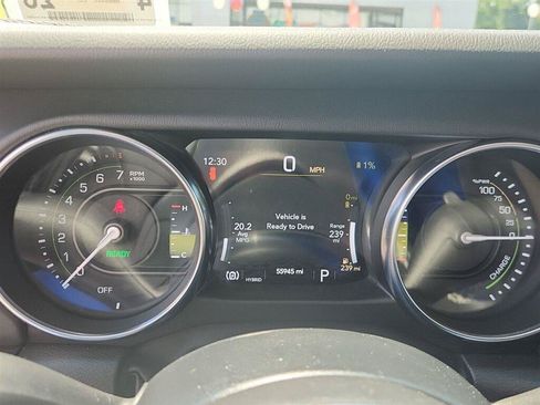 Used 2022 Jeep Wrangler Unlimited Sahara w/ Cold Weather Group AWD/4WD image 5