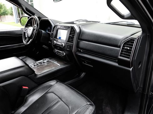 Used 2021 Ford Expedition Max Limited AWD/4WD image 18