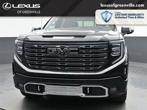 Used 2025 GMC Sierra 1500 Denali Ultimate image 3
