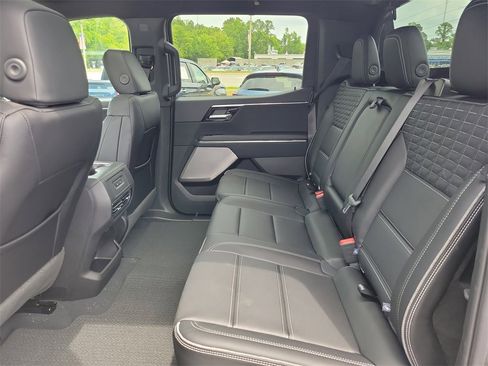 New 2025 GMC Sierra EV Denali image 30