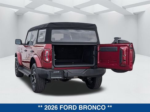 New 2026 Ford Bronco Outer Banks image 14