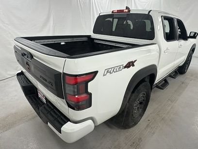 New 2026 Nissan Frontier PRO-4X w/ Pro-4x Convenience Package