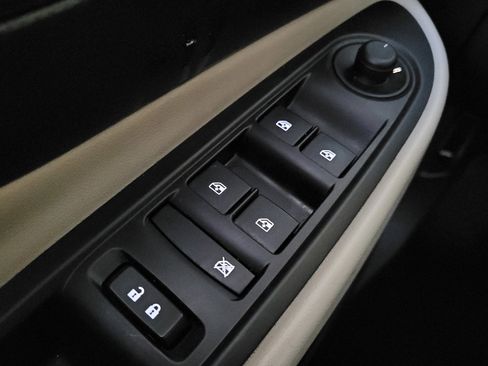 Used 2019 Buick Encore Essence w/ Safety Package II FWD image 27