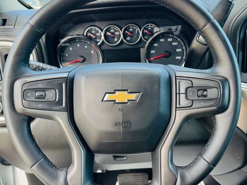 Used 2023 Chevrolet Silverado 2500 LT image 10