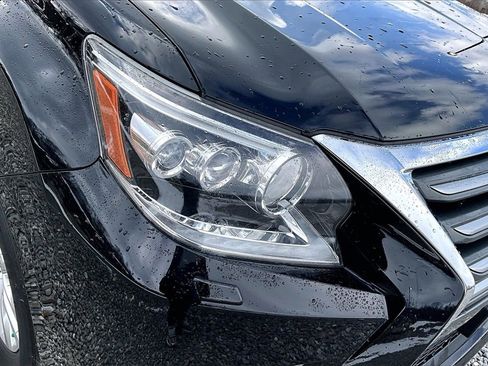 Used 2016 Lexus GX 460 460 w/ Premium Package image 28