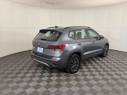 Used 2022 Volkswagen Taos S w/ IQ Drive S Package AWD/4WD image 5