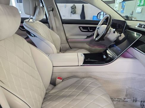Used 2022 Mercedes-Benz S 580 4MATIC Sedan w/ Warmth & Comfort Package image 11