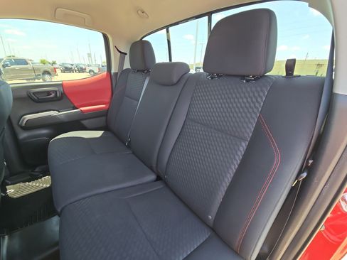 Used 2021 Toyota Tacoma SR5 RWD image 25