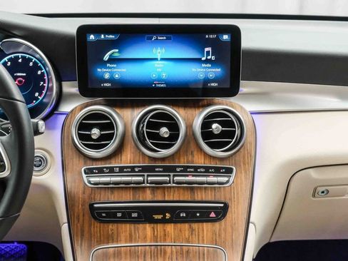 Certified 2022 Mercedes-Benz GLC 300 GLC 300 image 13