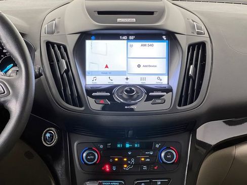 Used 2017 Ford Escape Titanium image 28