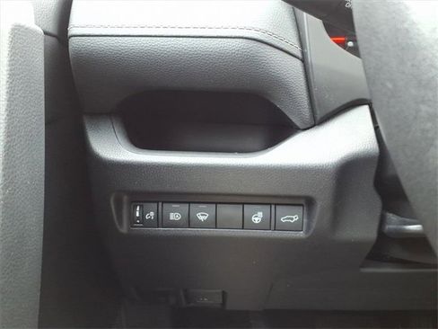 Certified 2022 Toyota RAV4 XLE image 15