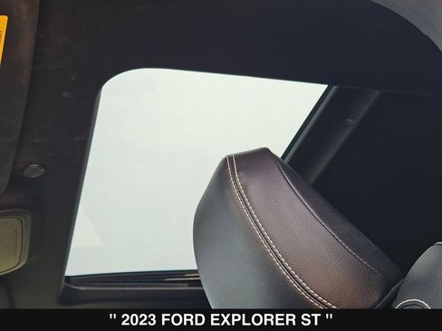 Used 2023 Ford Explorer ST w/ Equipment Group 401A AWD/4WD image 41