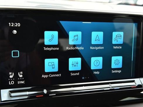 Used 2025 Volkswagen Atlas Cross Sport SE FWD image 14