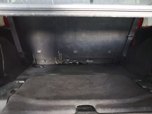 Used 2015 Jeep Wrangler Unlimited Sahara AWD/4WD image 14