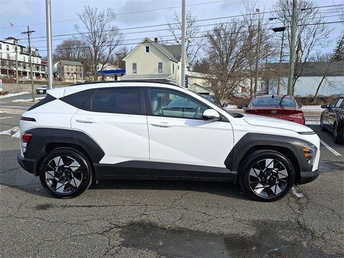 Certified 2025 Hyundai Kona SEL image 26