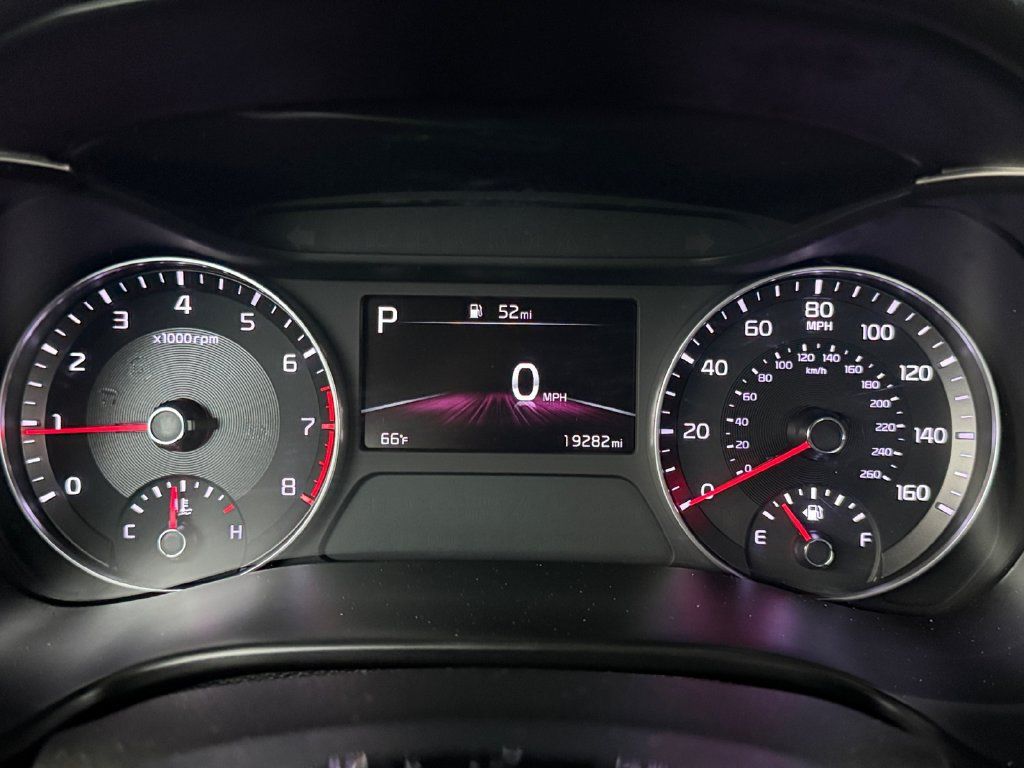 Used 2023 Kia Forte LXS w/ LXS Technology Package FWD image 13