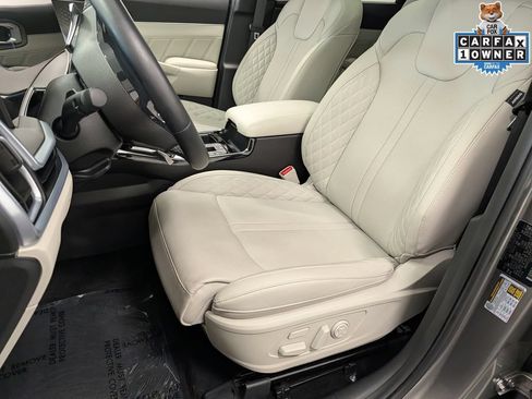Used 2025 Kia Sorento SX Prestige AWD/4WD image 12