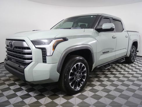 Used 2024 Toyota Tundra Limited image 9
