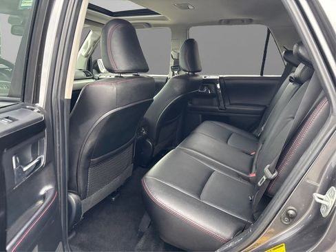 Used 2018 Toyota 4Runner TRD Off-Road Premium image 10