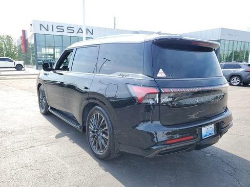 Certified 2026 INFINITI QX80 Autograph w/ Premium Cargo Package AWD/4WD image 5
