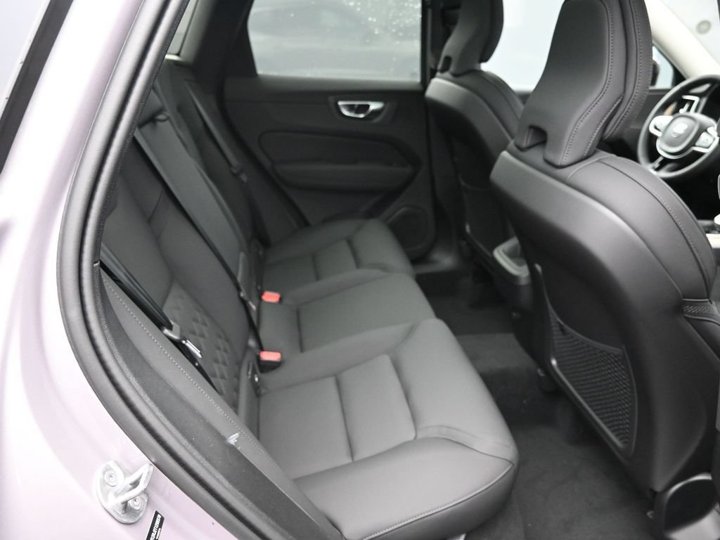 Used 2026 Volvo XC60 B5 Core w/ Climate Package AWD/4WD image 33