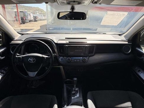 Used 2016 Toyota RAV4 XLE image 18