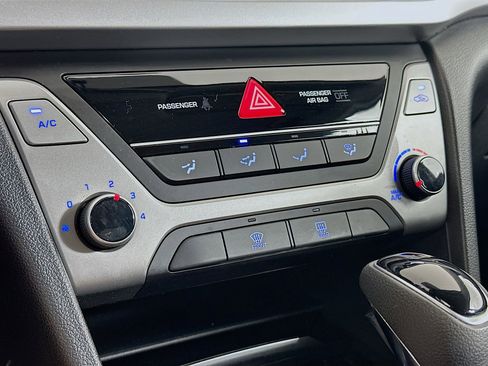 Used 2018 Hyundai Elantra SEL image 23