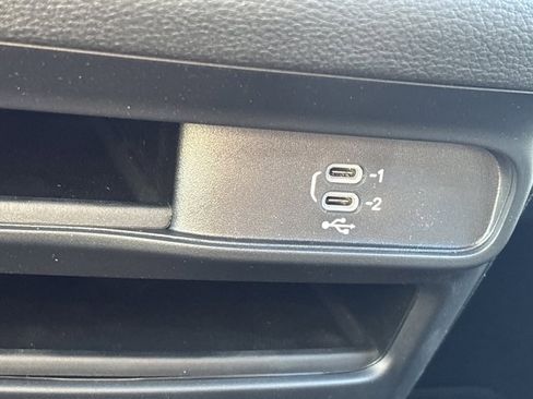 New 2026 Chrysler Pacifica Select image 37