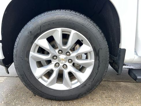 Used 2021 Chevrolet Silverado 1500 Custom image 28