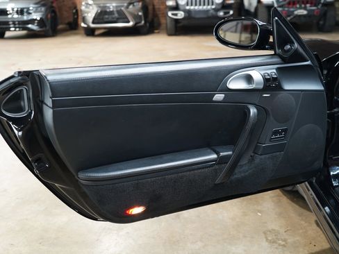 Used 2006 Porsche 911 Carrera 4S image 42